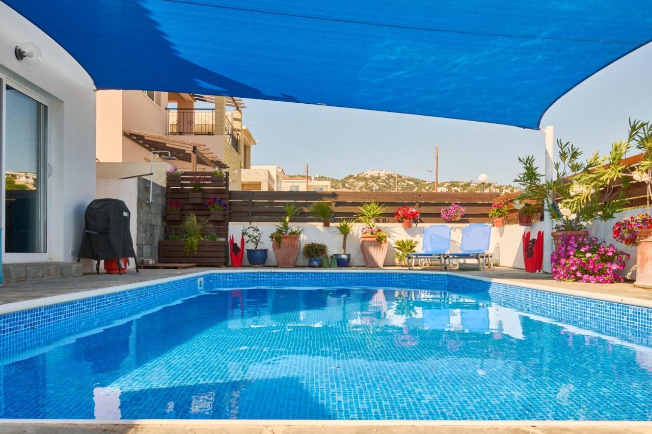 Villanelle Bed & Breakfast Welcomes Dog Lovers Only Tala Exterior foto