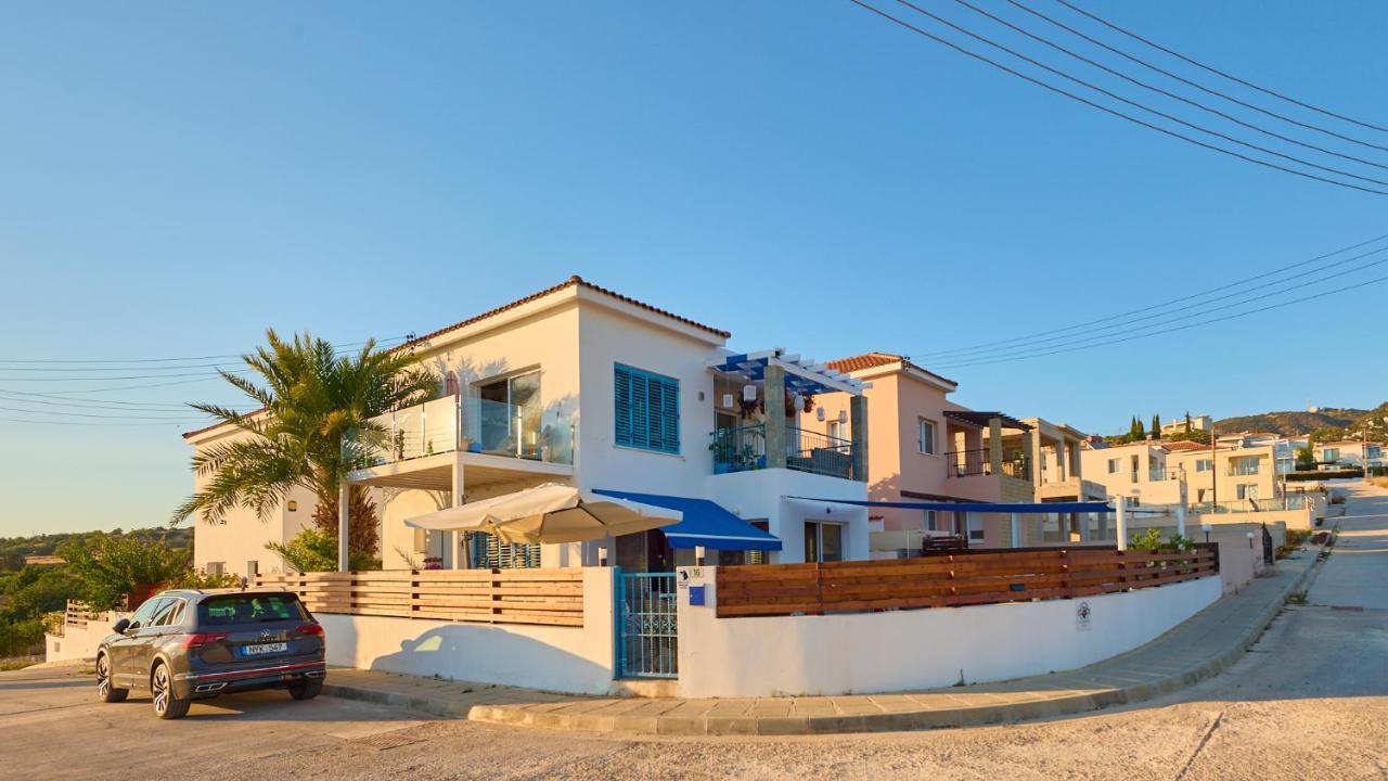 Villanelle Bed & Breakfast Welcomes Dog Lovers Only Tala Exterior foto