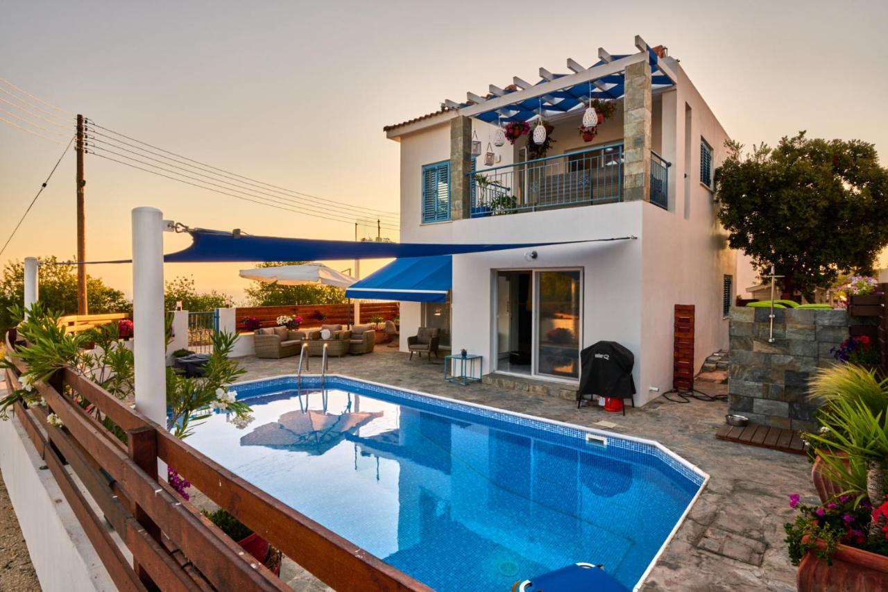 Villanelle Bed & Breakfast Welcomes Dog Lovers Only Tala Exterior foto