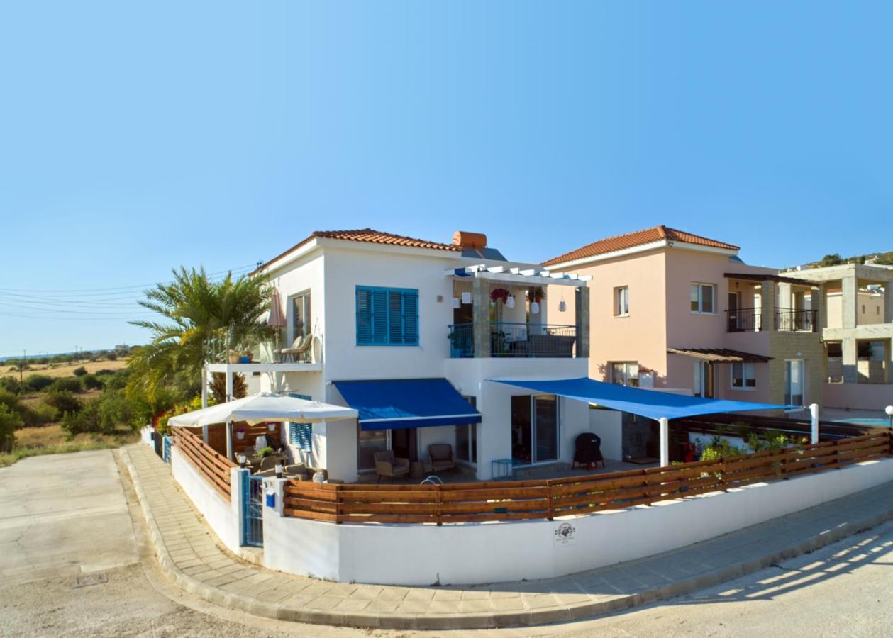 Villanelle Bed & Breakfast Welcomes Dog Lovers Only Tala Exterior foto